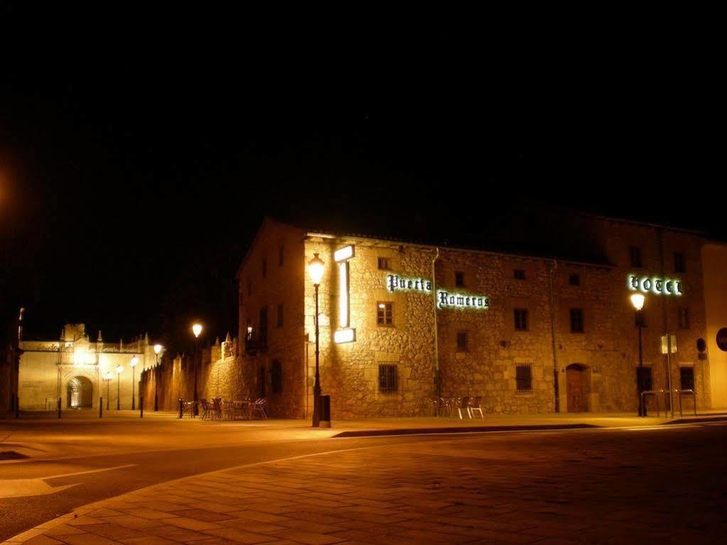 Hotel Puerta Romeros Burgo Esterno foto